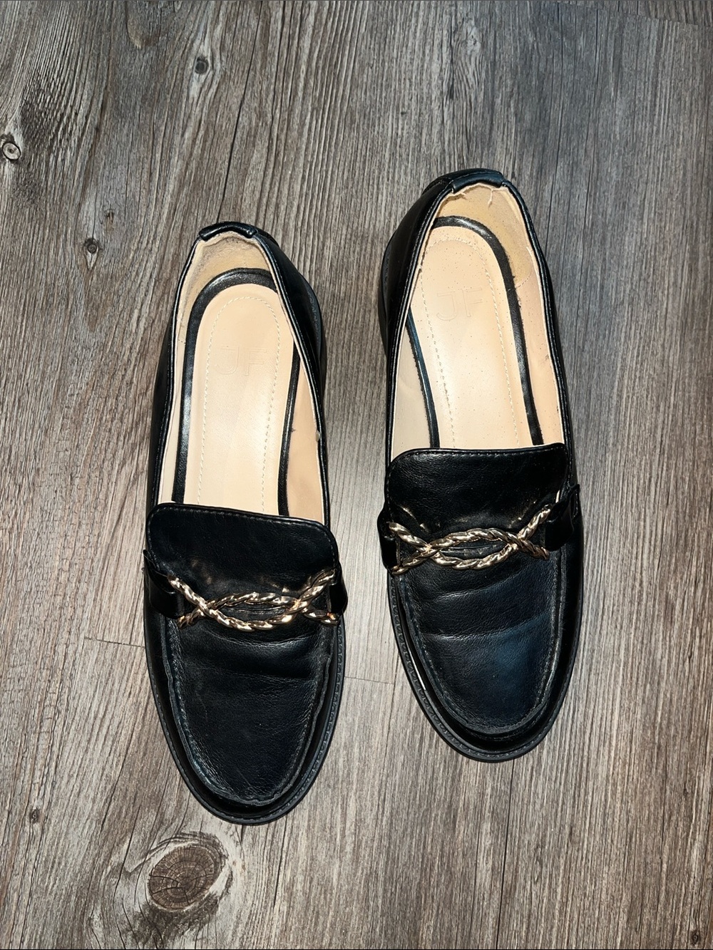 J.FERRAR Leather Slip-On Loafers with Gold Chain